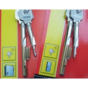 Burg Lock Blocker locks into the keyhole to stop key insertion